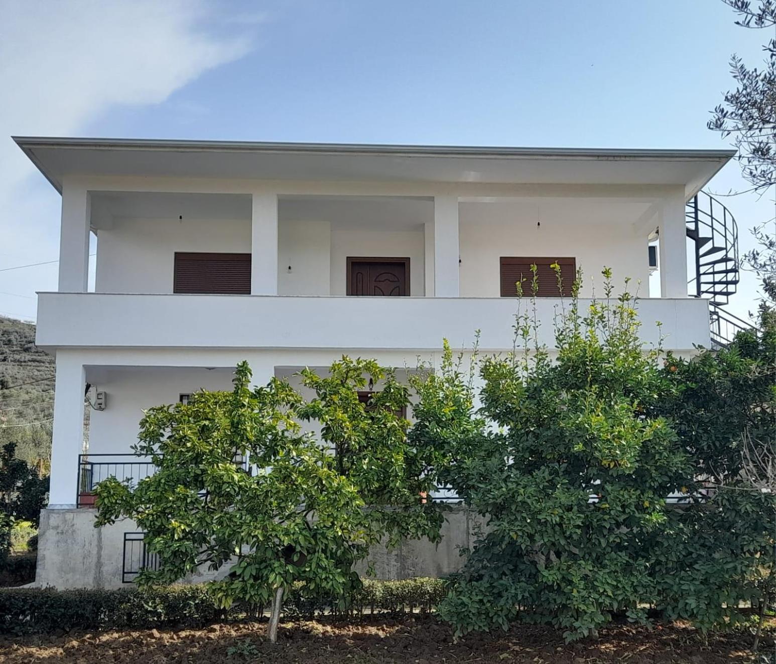 Villa Besart Berat Buitenkant foto